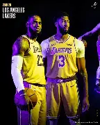 关于湖人球星三分绝杀，全场观众热烈欢呼，然后来自今天.的信息