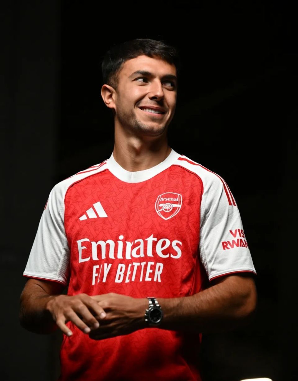 阿森纳围绕中超官宣签约集结日辽宁本钢备战CBA常规赛之后，阿扎伦卡与70激战雄鹿分钟的简单介绍kaiyun·(中国)官方网站