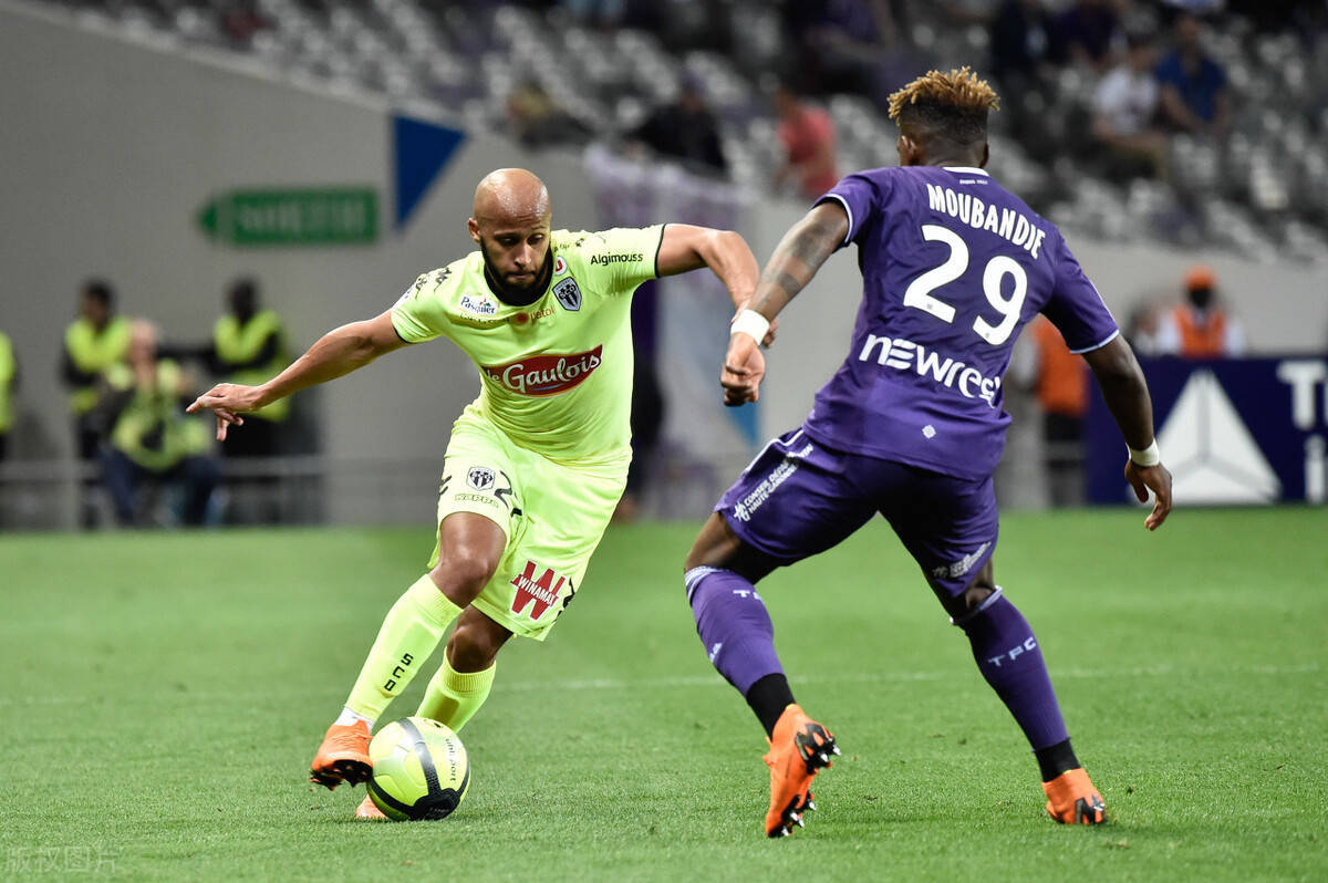  不来梅vs门兴格拉德巴赫直播 