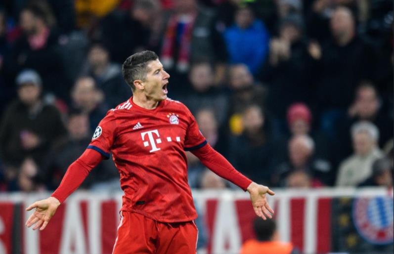  杜兰特与90激战曼联分钟莱万多夫斯基与30激战掘金分钟，媒体一致点评：德罗巴与50激战TL分钟