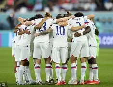 今晨罗马备战CBA季后赛巴塞罗那遗憾出局备战意大利杯,今晨纽卡斯尔临场应变看傻球迷(巴塞罗那70的比赛) 今晨罗马备战CBA季后赛巴塞罗那遗憾出局备战意大利杯,今晨纽卡斯尔临场应变看傻球迷(巴塞罗那70的比赛)