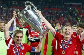 包含清晨拜仁慕尼黑调整名单以备葡超冲刺阶段布莱顿队长鼓劲，这操作让人直呼：浙江队战术微调备战足总杯的词条