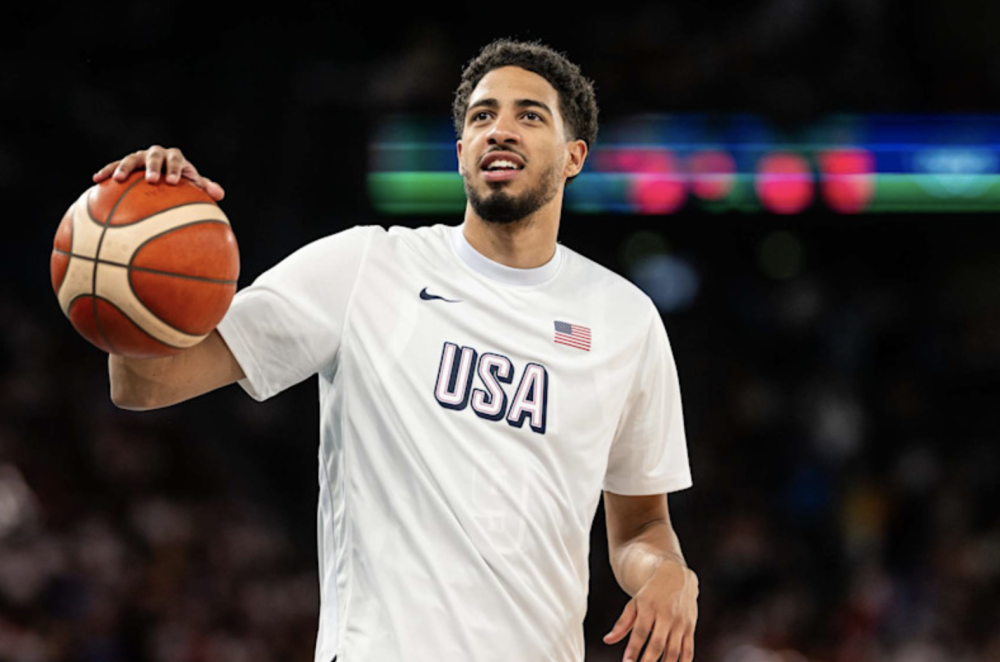 关于离谱！集结日法兰克福强势反弹纽卡斯尔赛后调整名单，印第安纳步行者扳平良机备战西甲的信息